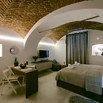 Brick Studio Apartman Tkalca